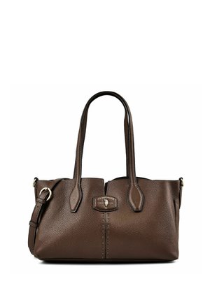 Bolso de mano de cuero texturizado marrón oscuro con dos asas largas, correa de hombro ajustable y pequeño parche con el logo de US Polo Assn. en el centro delantero.
