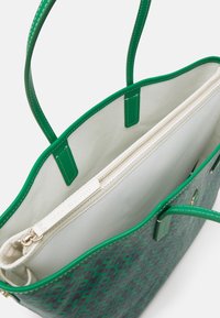 Tommy Hilfiger MONOPLAY TOTE - Shopping bag - olympic green