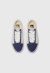 Vans OLD SKOOL UNISEX - Sneakers low - purple