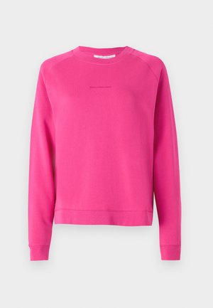 Helles pinkes Sweatshirt aus weichem Material, mit einem Rundhalskragen und langen Ärmeln, versehen mit einem dezenten Logo auf der Vorderseite.
