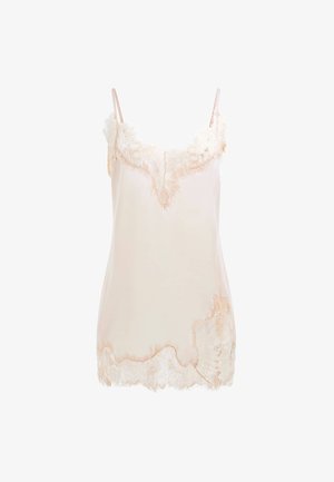Zijdeachtige roze cami met delicate witte kantafwerking, voorzien van verstelbare schouderbandjes en een V-vormige halslijn, zachte textuur en vloeiende vormgeving.