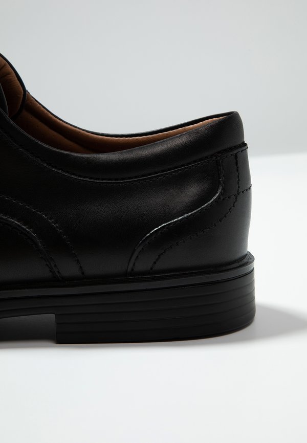 UN ALDRIC PARK - Smart lace-ups3