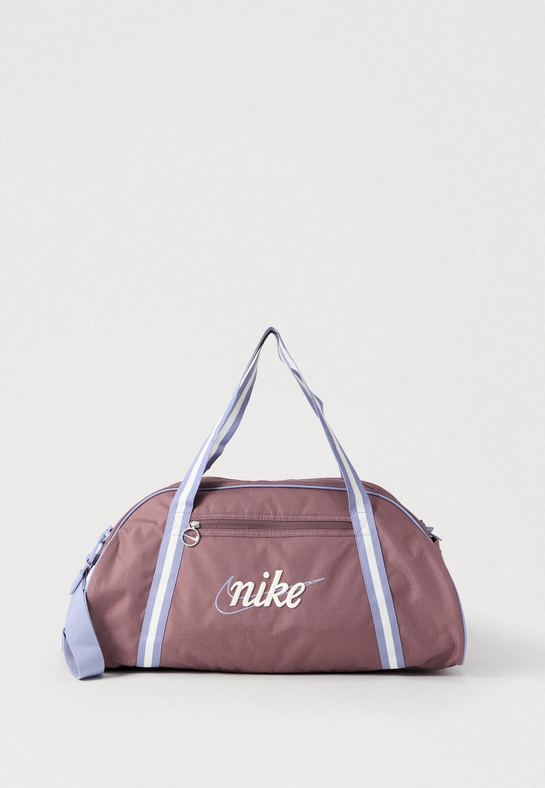 nike embroidered duffel bag