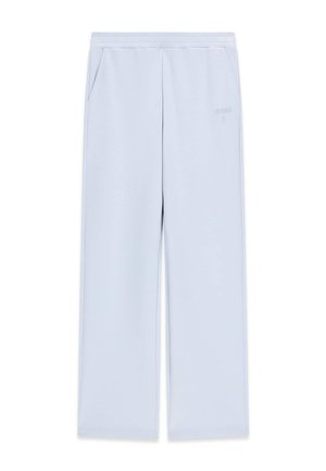 Hellblaue Sweatpants mit geradem Bein, seitlichen Taschen und elastischem Bund, mit dezentem Logo-Stick auf dem rechten Oberschenkel.