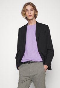 Lindbergh SUPERFLEX CROPPED  - Chinos - lt olive mix