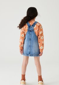 Next PINAFORE - Farkkumekko - blue