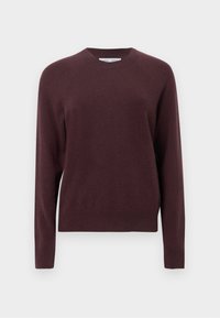 Pulover tricotat vișiniu cu decolteu rotund, mâneci raglan și manșete și tiv cu dungi. Textură moale, design casual, greutate medie.