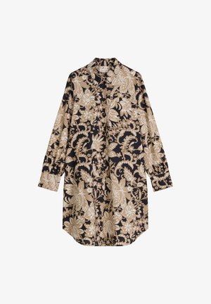 Pikkade varrukatega nööbitav särk beeži ja valge lillemustriga mustal taustal, lõdva lõikega, terava kraega ja mansettidega varrukatega.