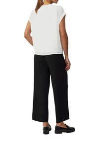 s.Oliver BLACK LABEL T-paita - ecru