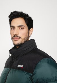 Schott UTAH - Chaqueta de invierno - forest