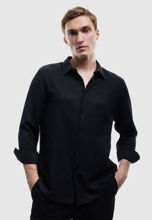 HALF ITALIAN NECK . - Hemd - black