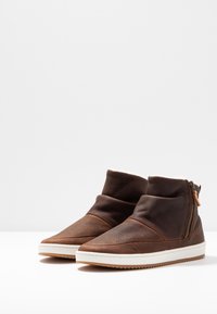 HUB Ankle boot