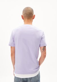 ARMEDANGELS JAAMES - T-shirt basic - lavender light