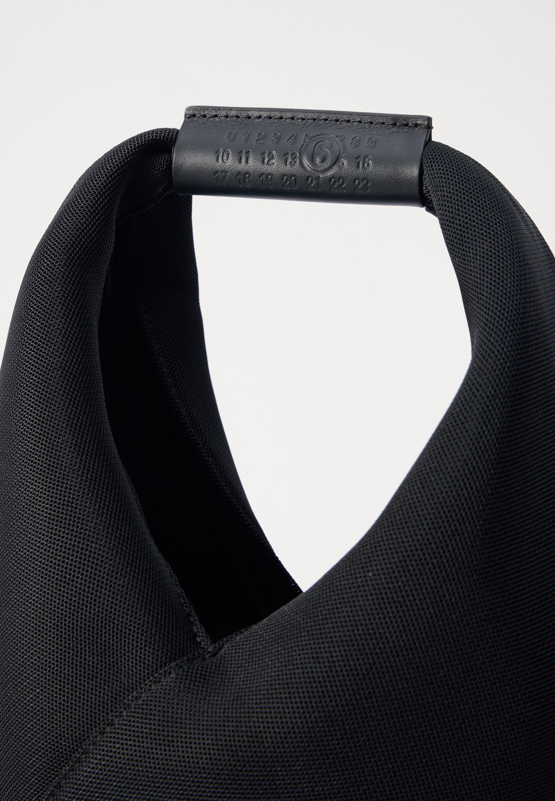 MM6 Maison Margiela SMALL JAPANESE HANDBAG - Handbag - black