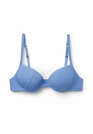 Soutien-gorge en tissu côtelé bleu clair avec armatures, bretelles réglables et bordure en dentelle le long des contours sur fond blanc.