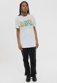 Paradiso Clothing NIRVANA ALL APOLOGIES - Print T-shirt - white