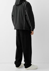 Bershka Vinterjacka - black