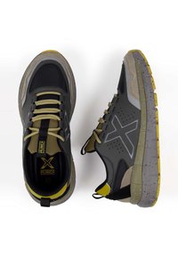 MUNICH KAVA  - Zapatillas - black