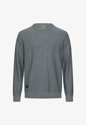 Grijze trui met ronde hals, lange mouwen, geribbelde boorden en zoom, en een klein zwart label aan de onderkant aan de linkerkant.