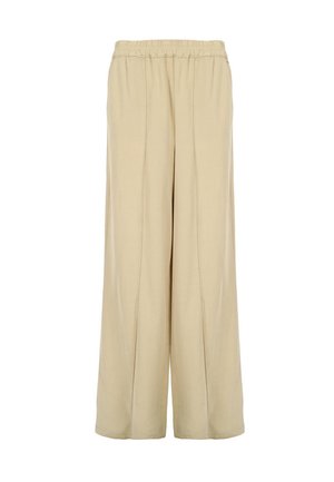 Beige wijde broek van lichtgewicht stof met een elastische tailleband en voorplooien, die een gladde textuur en een ontspannen pasvorm laat zien.