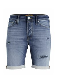 Pantalones cortos de mezclilla en azul claro con un acabado desgastado, dobladillos enrollados y diseño de cinco bolsillos. Presentan parches deshilachados y detalles de costura sutiles.