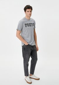 Koton SHORT SLEEVE - T-shirts print - grey