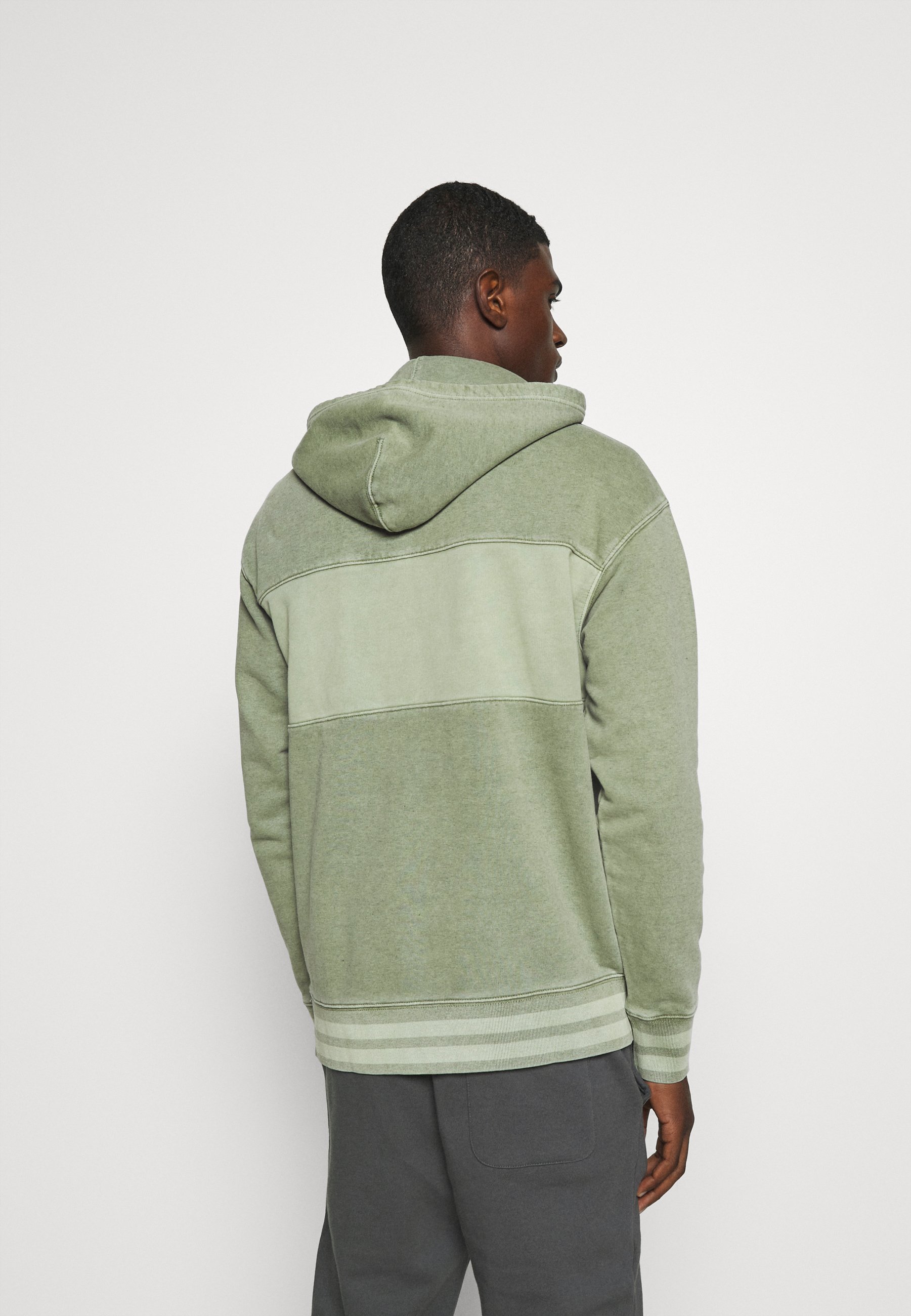 Levi's® RELAXED FIT NOVELTY HOOD UNISEX 