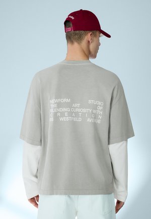 DOUBLE SLEEVE PRINT - Long sleeved top - light grey