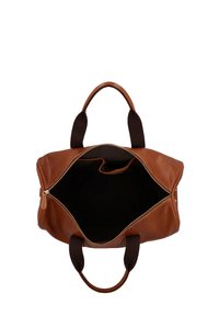 Braune Ledertasche mit schwarzem Innenfutter und zwei Griffen, offen dargestellt mit sichtbarer Innentasche vor weißem Hintergrund.