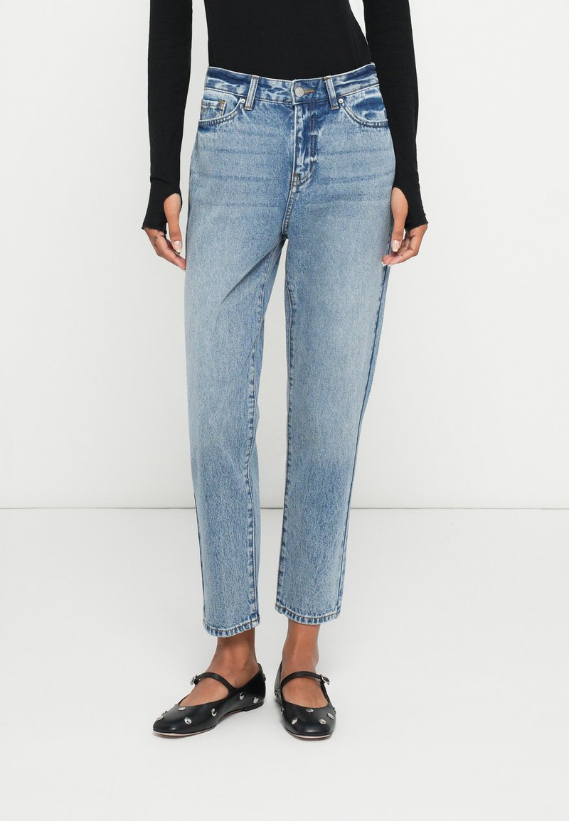 Armani Exchange Relaxed fit jeans gewassen Armani Exchange Relaxed fit jeans gewassen