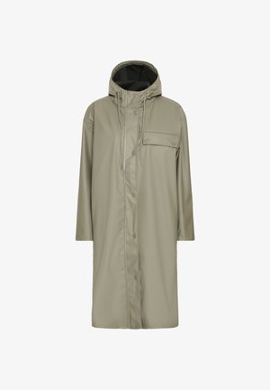 Veekindel, keskmise pikkusega mantel, mis on valmistatud läikivast heledast hallist materjalist. Omab kapuutsi, nupuvajutuse süsteemi ja eest taskut klapiga.