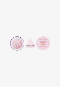 Makeup Revolution REVOLUTION Y2K BABY CHERRY BAKE LOOSE POWDER & PUFF - Cipria - pink