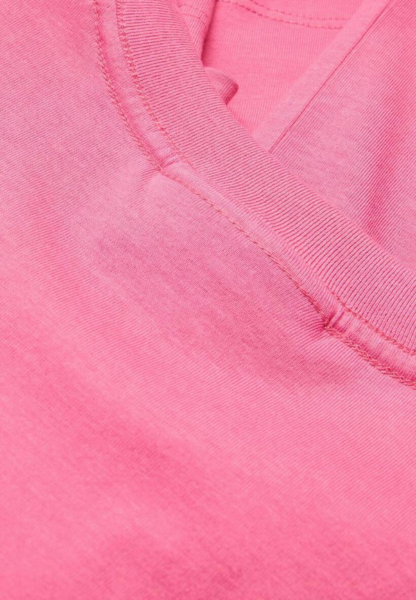 JXANNA EVERY LOGO TEE - Print T-shirt - carmine rose2