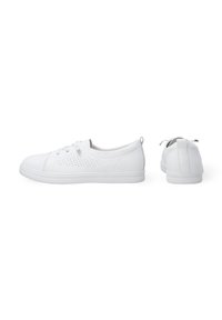 Weiße Sneakers mit einem glatten Obermaterial aus Leder, perforiertem Design an den Seiten, Schnürverschluss und einer strukturierten Gummisohle.