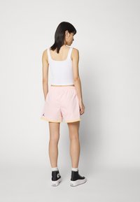 Jordan Teplákové kalhoty - atmosphere/celestial gold/french blue