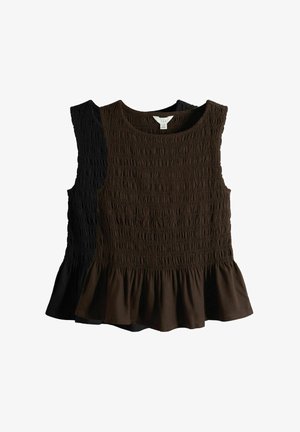 Kaks varrukateta topi võrk-kummitud tekstuuriga ja volangidega ääred, üks tumepruun, mille all on üks must, mõlema ümmarguse kaelusega.