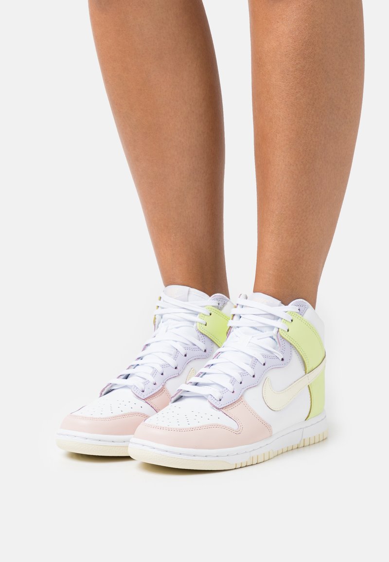 Nike Sportswear DUNK HIGH - Sapatilhas de cano alto - white/cashmere/light lemon twist/pure violet/pale coral