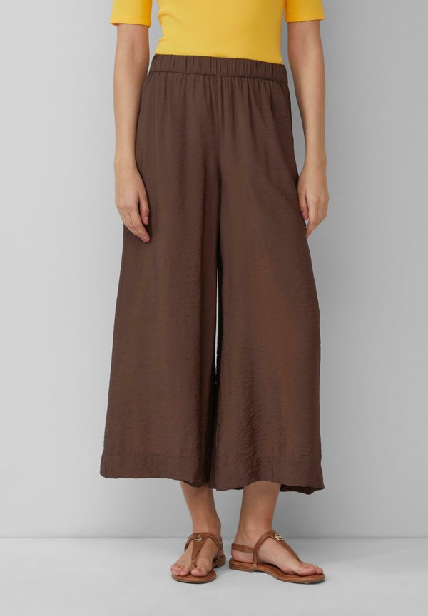 STRUKTURIERTER  - Faltenrock - mokka