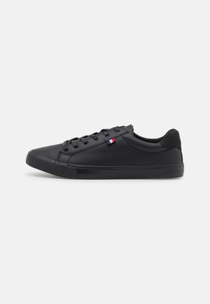 Pier One, Sneaker low - black