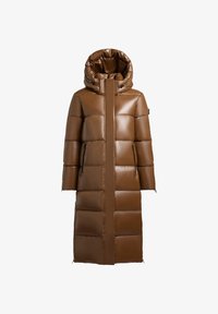 Unselected, copper brown