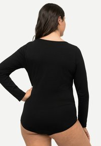 Ulla Popken Longsleeve - black