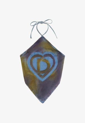 Top halter de mezclilla con logotipo azul en forma de corazón que presenta letras estilizadas, atado al cuello, con un dobladillo puntiagudo.