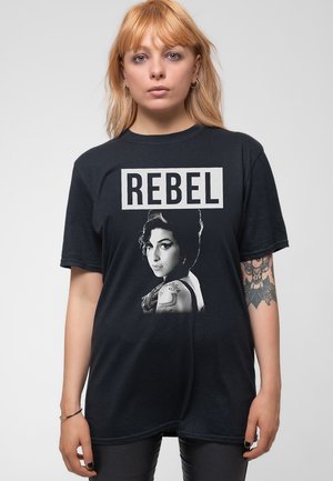 Paradiso Clothing AMY WINEHOUSE REBEL - Print T-shirt - black