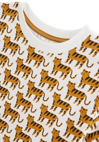 Sweatshirt en coton avec un imprimé intégral de tigres orange avec des rayures noires sur un fond blanc ; encolure ronde à bords côtes.