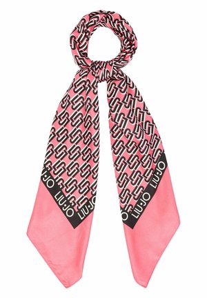 Różowy jedwabny szalik z czarno-białym wzorem łańcucha i logo "LIU JO" na czarnym brzegu, ułożony w pętlę na supeł.