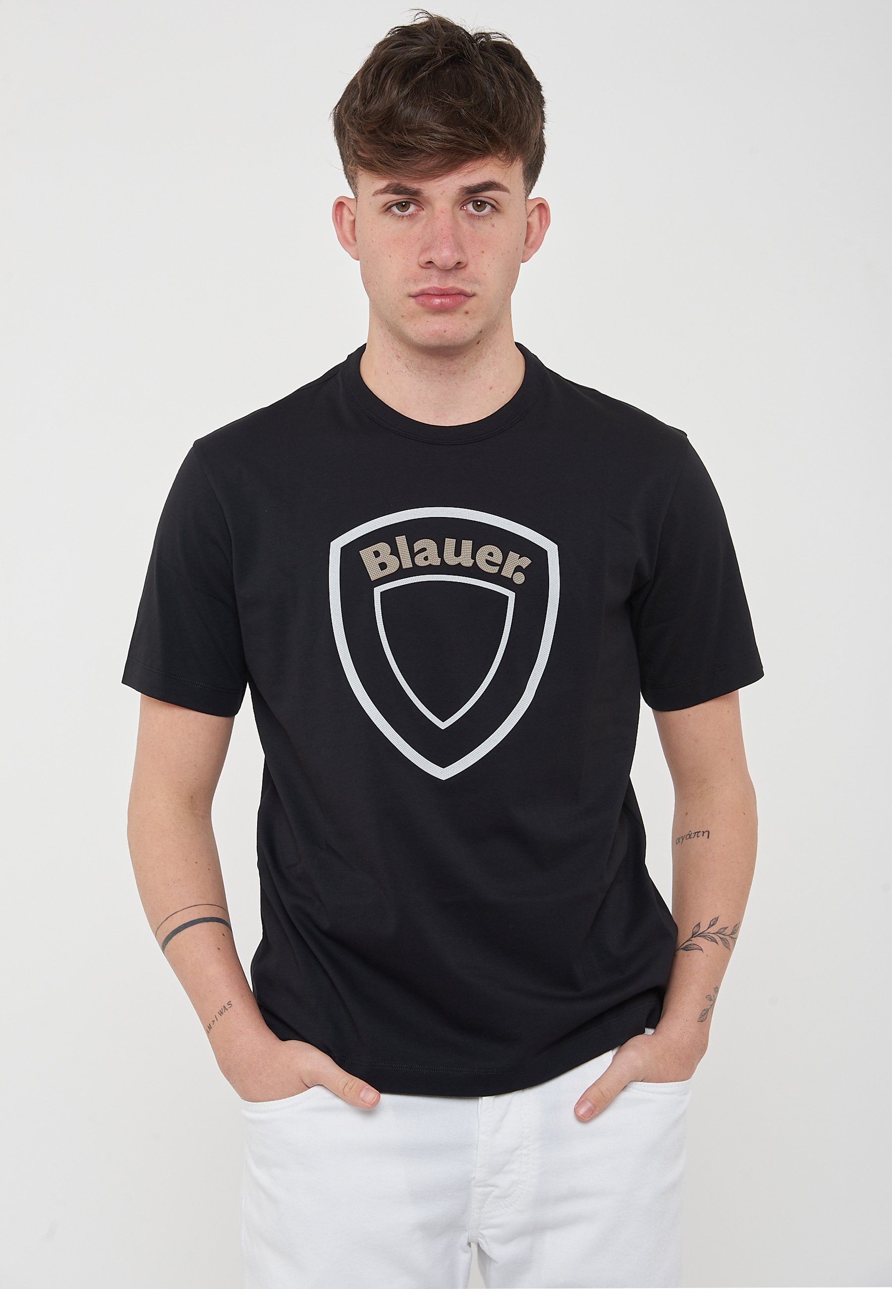 T-shirt Blauer Uomo, Modello Classico In Cotone Nero, Semplice E Senza Tempo