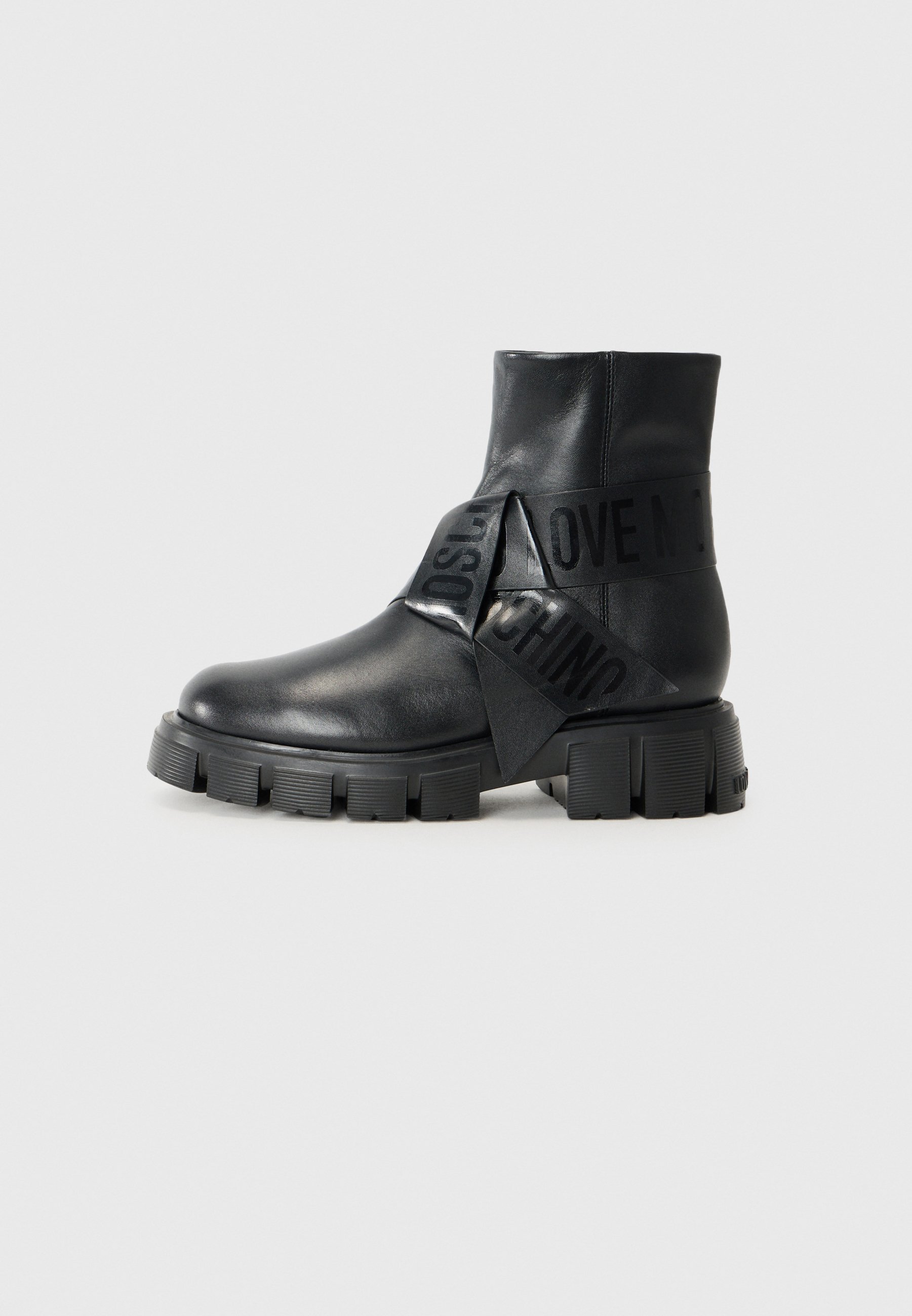 love moschino flatform ankle boots