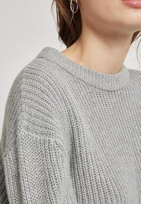 Minimum Sweter
