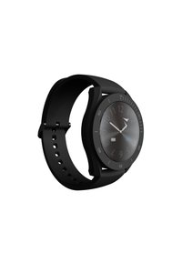 Montre intelligente noire avec un cadran rond, un bracelet en caoutchouc noir texturé, des aiguilles lumineuses, et un écran digital avec indicateur de batterie et icônes.