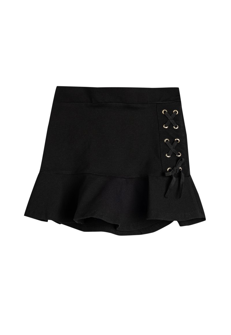 Jupe mini noire évasée en tissu texturé, avec une taille élastique et un laçage décoratif avec des œillets dorés d'un côté.